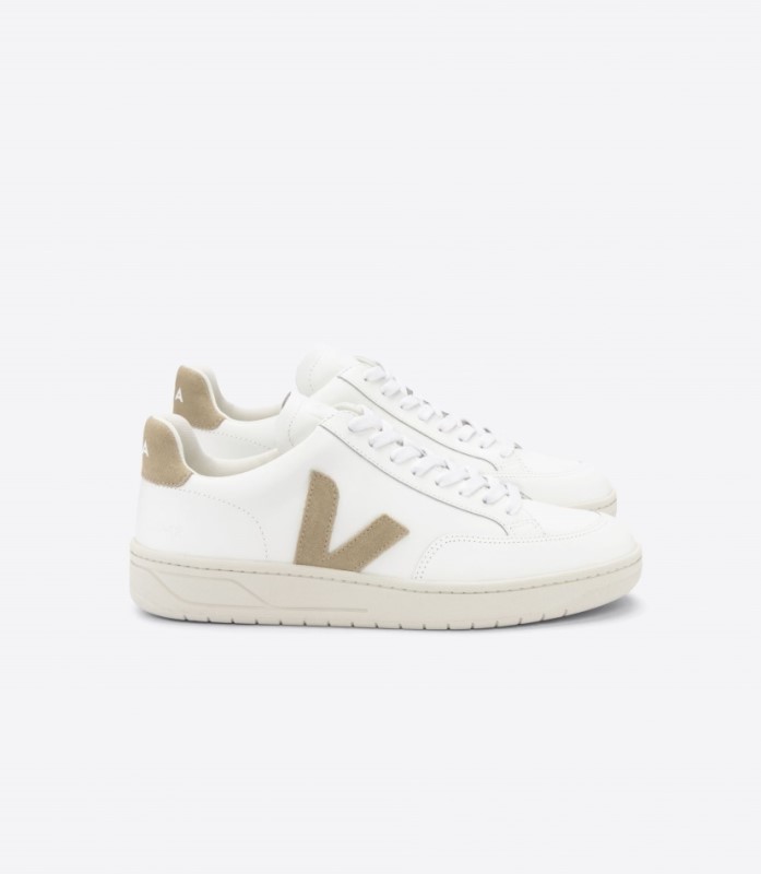 Veja V-12 Leather White Dune Switzerland