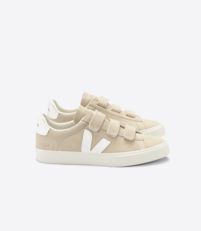 Veja Recife Chromefree Leather Almond White Switzerland