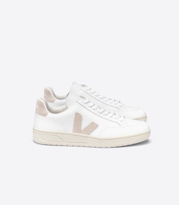 Veja V-12 Leather White Sable Switzerland